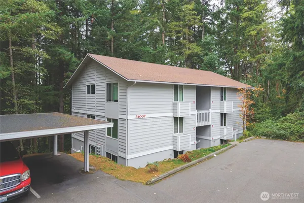 $1,345,000 | 34007 1st Circle South, Federal Way, WA 98003