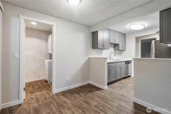 $1,345,000 | 34007 1st Circle South, Federal Way, WA 98003