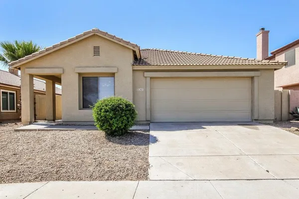 $2,025 | 2415 West Maldonado Road, Phoenix, AZ 85041