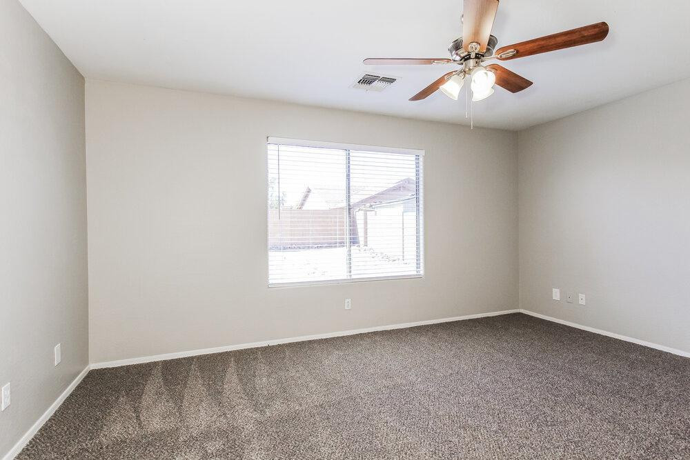 2415 West Maldonado Road Phoenix, AZ 85041 - Photo 8 of 16 Photo #8