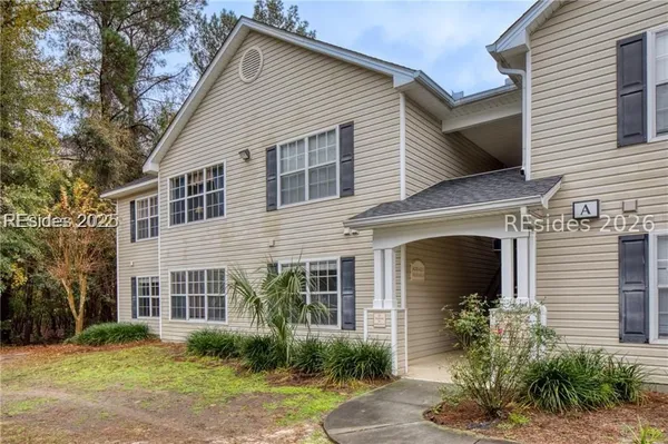 $235,000 | 50 Pebble Beach Cove, Unit F116, Bluffton, SC 29910