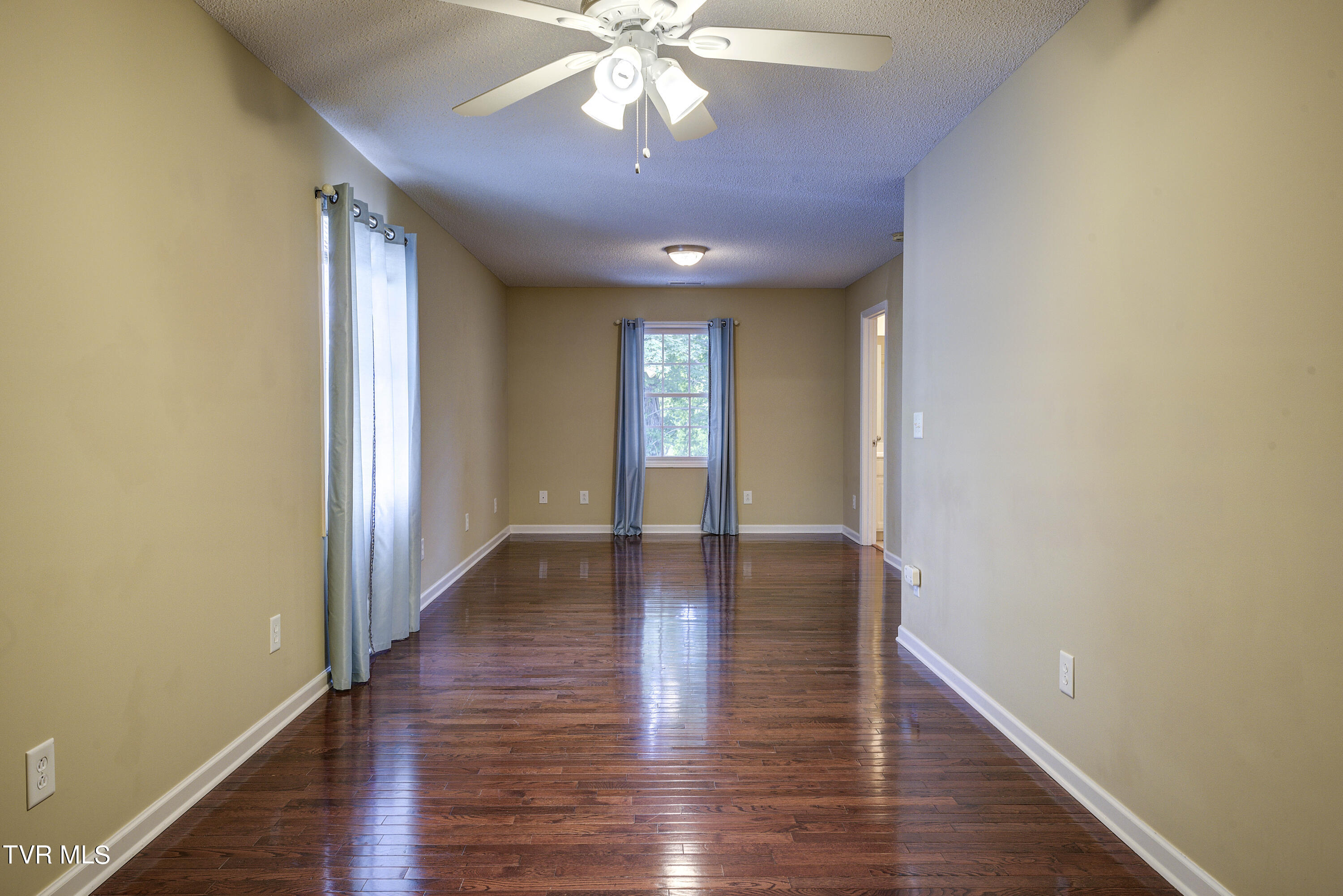 26 Cherokee Ridge Court, Unit 26 Johnson City, TN 37604 - Photo 27 of 40 CherokeeRidge-24