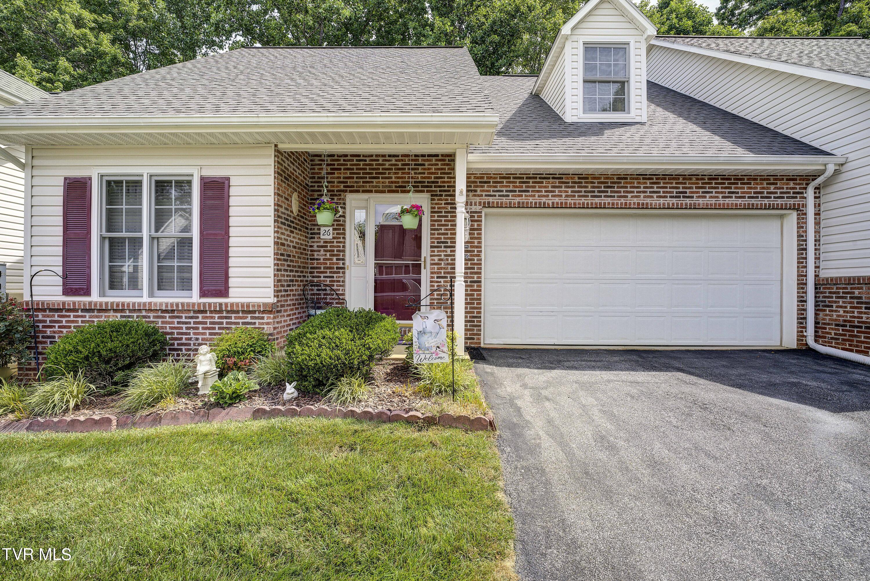 26 Cherokee Ridge Court, Unit 26 Johnson City, TN 37604 - Photo 3 of 40 CherokeeRidge-39