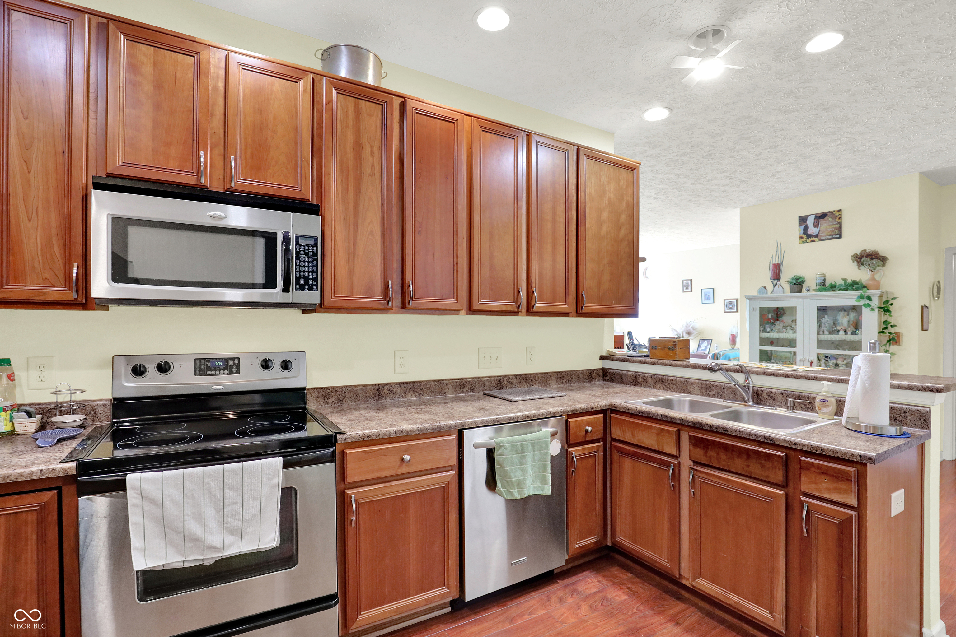 2616 Oneida Lane Indianapolis, IN 46217 - Photo 14 of 40