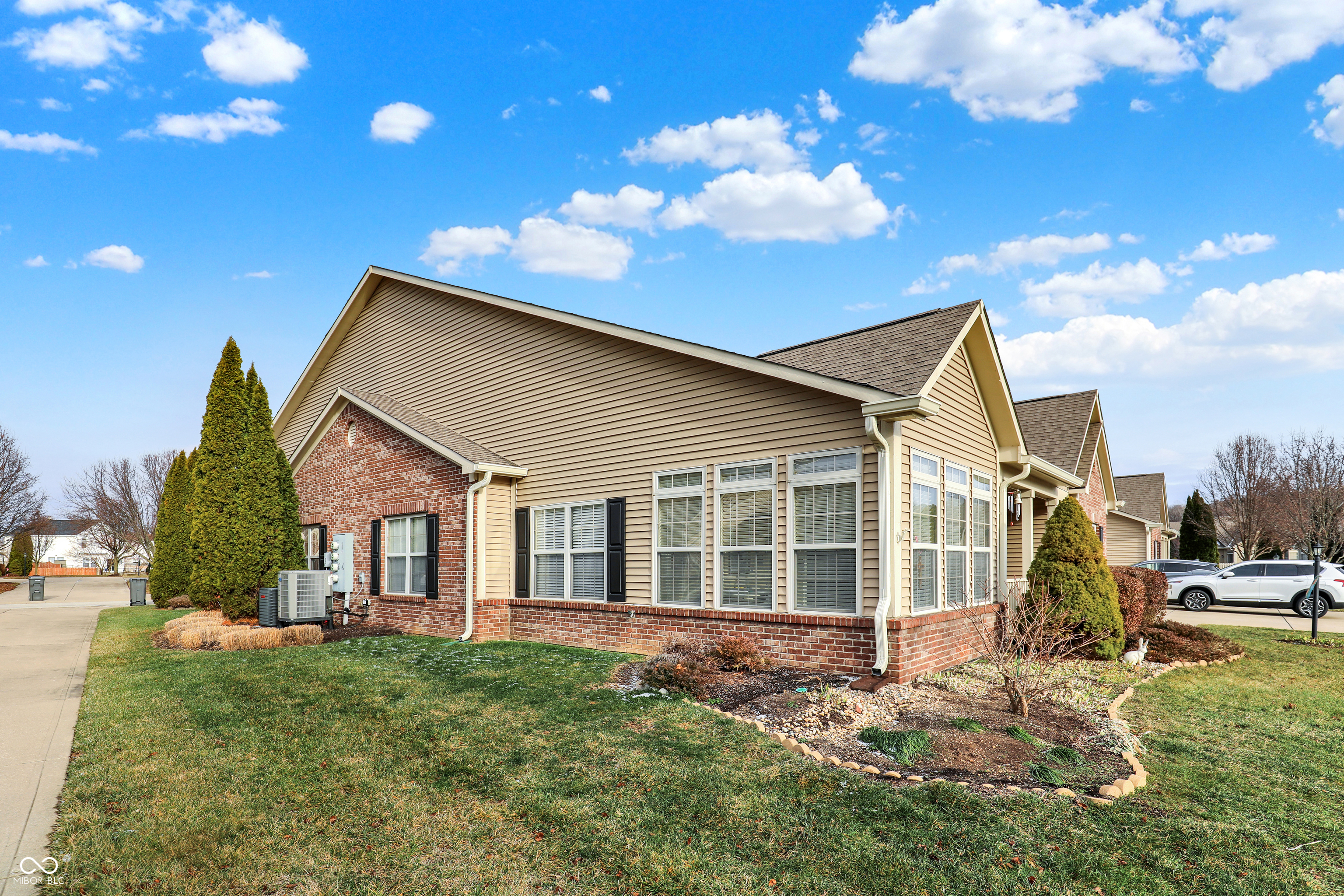 2616 Oneida Lane Indianapolis, IN 46217 - Photo 4 of 40