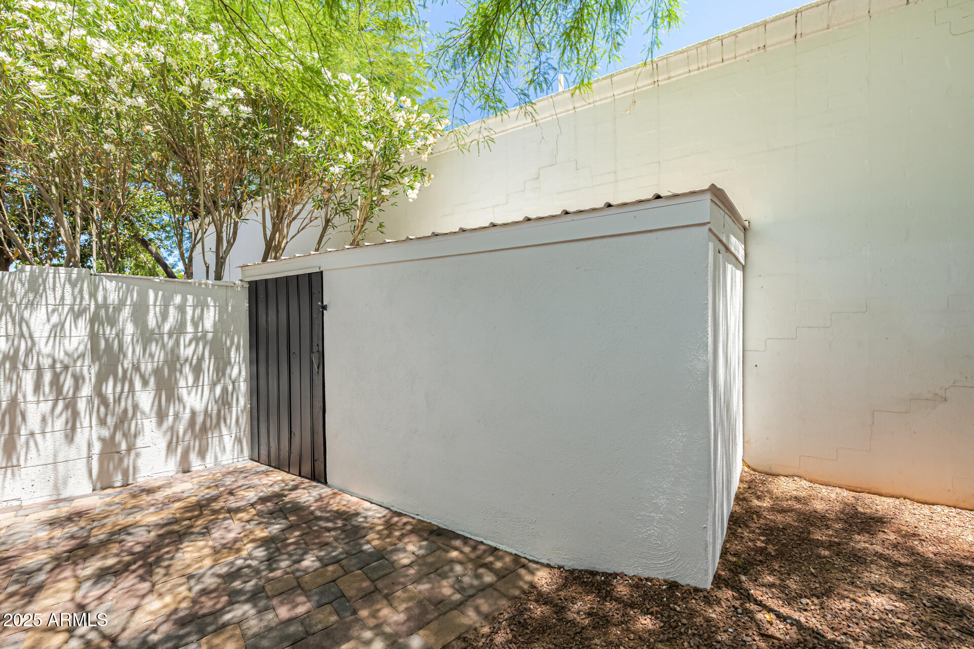 19 East Boca Raton Road Phoenix, AZ 85022 - Photo 53 of 54 a view of backyard