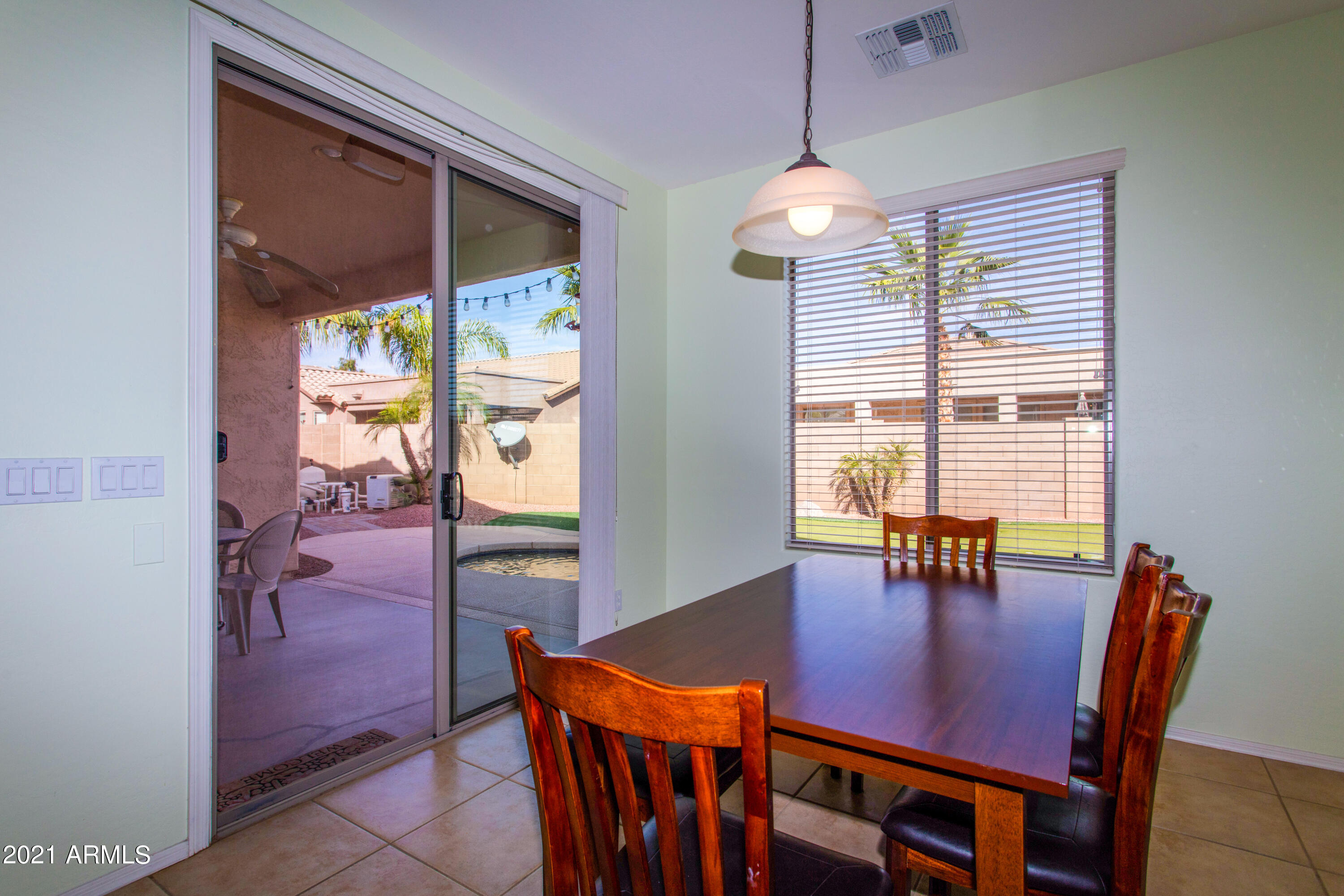 15428 West Redfield Road Surprise, AZ 85379 - Photo 21 of 45 21 Kitchen Nook