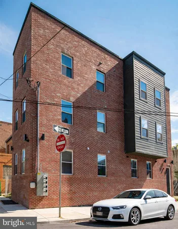 $1,275 | 212 Manheim Street, Unit 3, Philadelphia, PA 19144