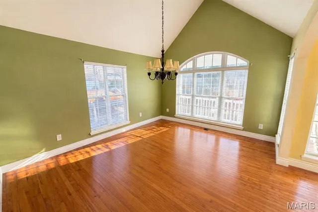 $595,000 | 9314 East Vista Drive, Hillsboro, MO 63050