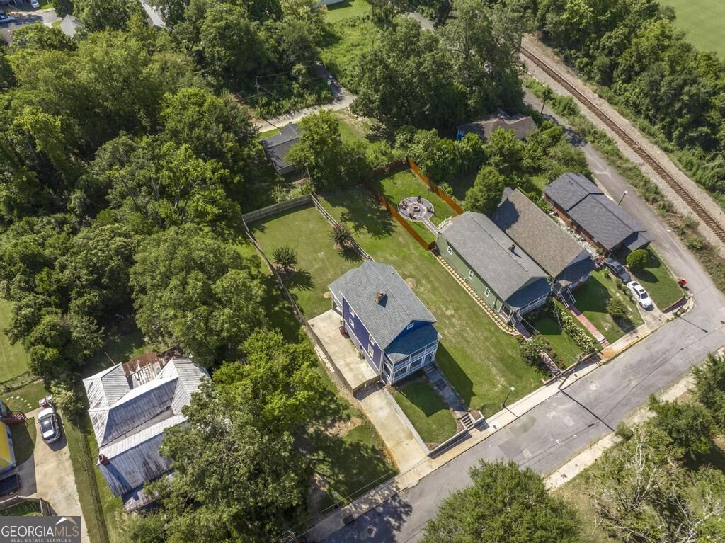 1464 Calhoun Street Macon, GA 31201 - Photo 4 of 39 Gallery Image 4
