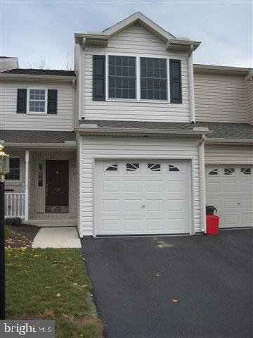 159 Oaklea Road Harrisburg, PA 17110 - Photo 1 of 7 Gallery Image 1