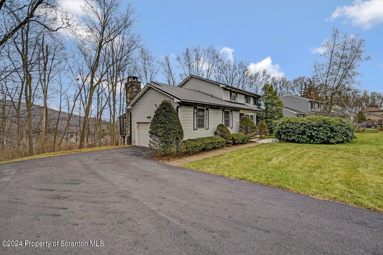 516 Old Colony Road Clarks Summit, PA 18411 - Photo 3 of 70 Gallery Image 3