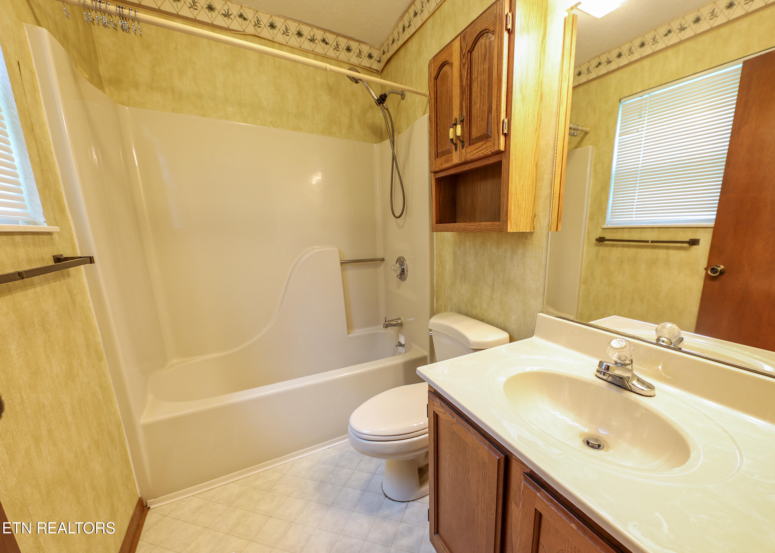 162 High Point Lane Oak Ridge, TN 37830 - Photo 19 of 33 hp179A6464 copy