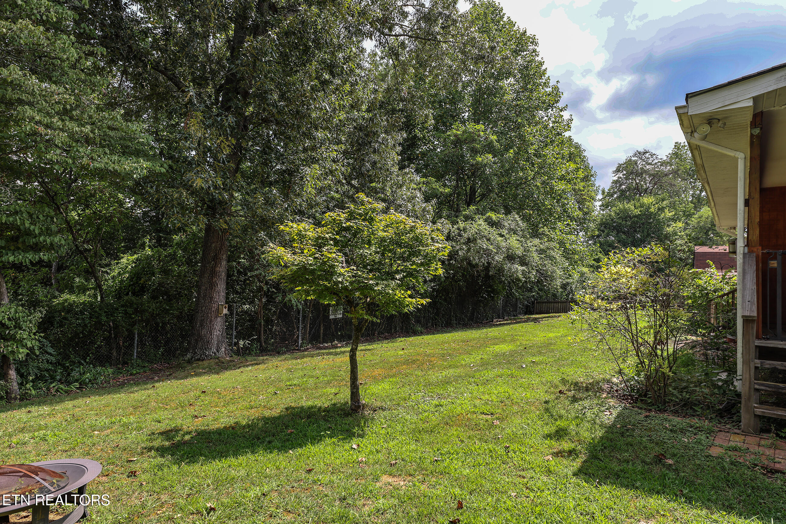 162 High Point Lane Oak Ridge, TN 37830 - Photo 33 of 33 hp179A7320 copy