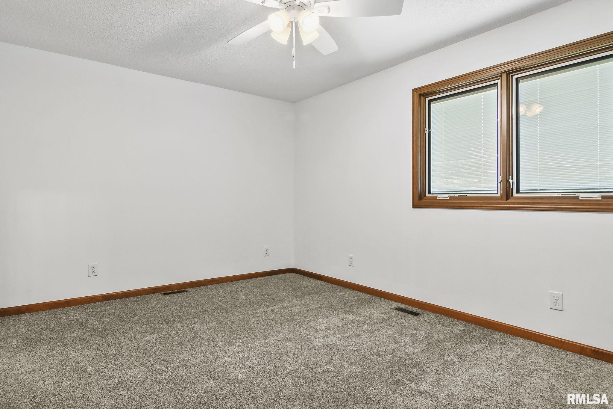 520 North Springfield Street Virden, IL 62690 - Photo 18 of 30 Gallery Image 18