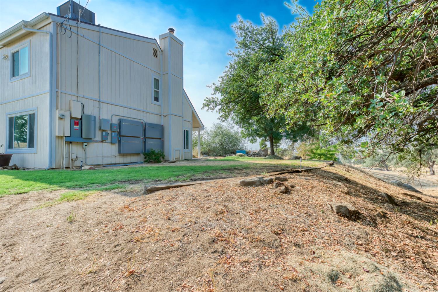 15656 Millerton Road Prather, CA 93651 - Photo 15 of 56 a view of a house with a yard