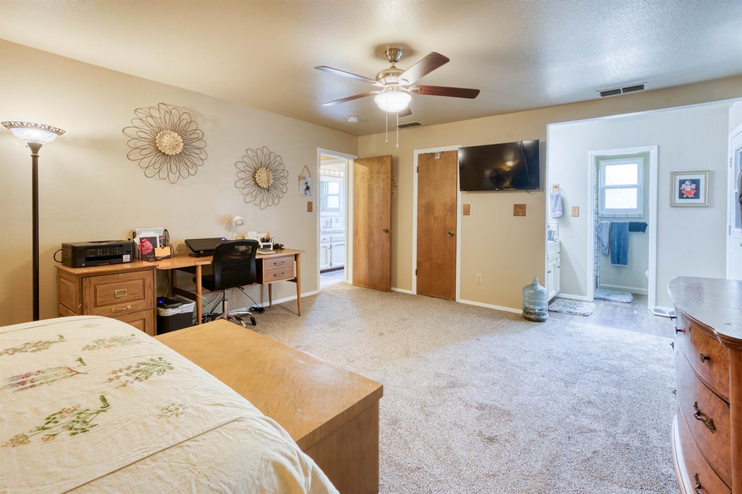 15656 Millerton Road Prather, CA 93651 - Photo 43 of 56 a view of a livingroom with workspace and a window