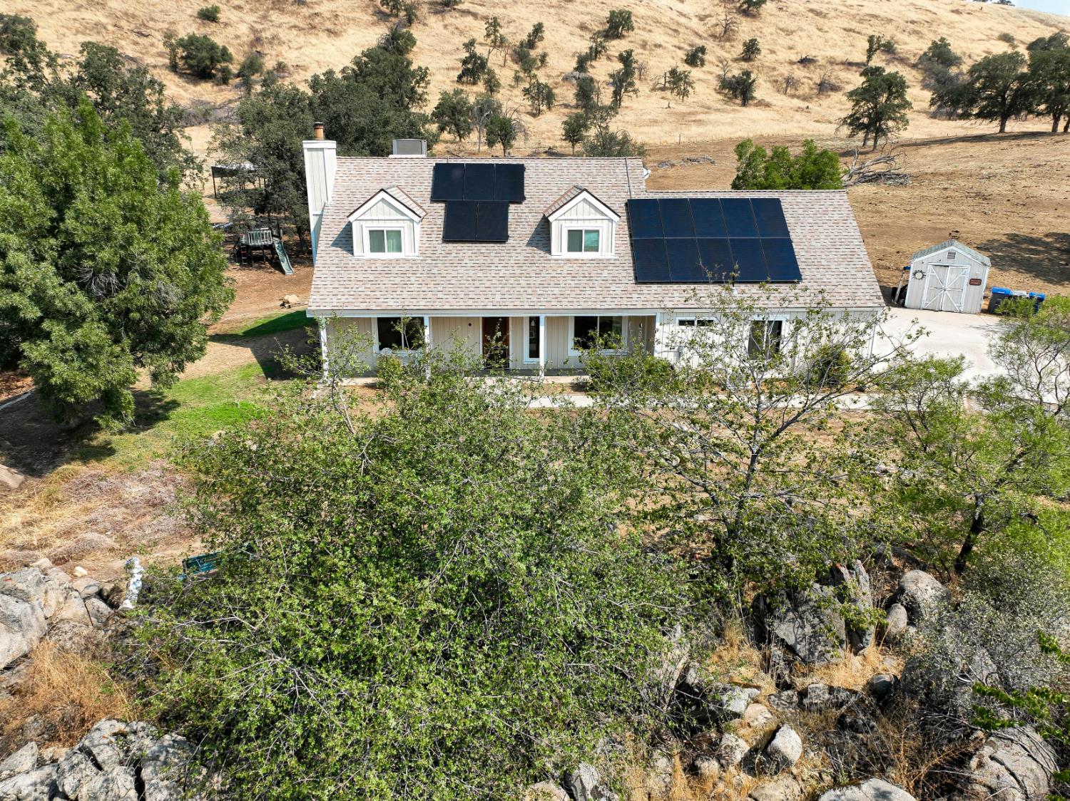 15656 Millerton Road Prather, CA 93651 - Photo 53 of 56 an aerial view of a house with a yard