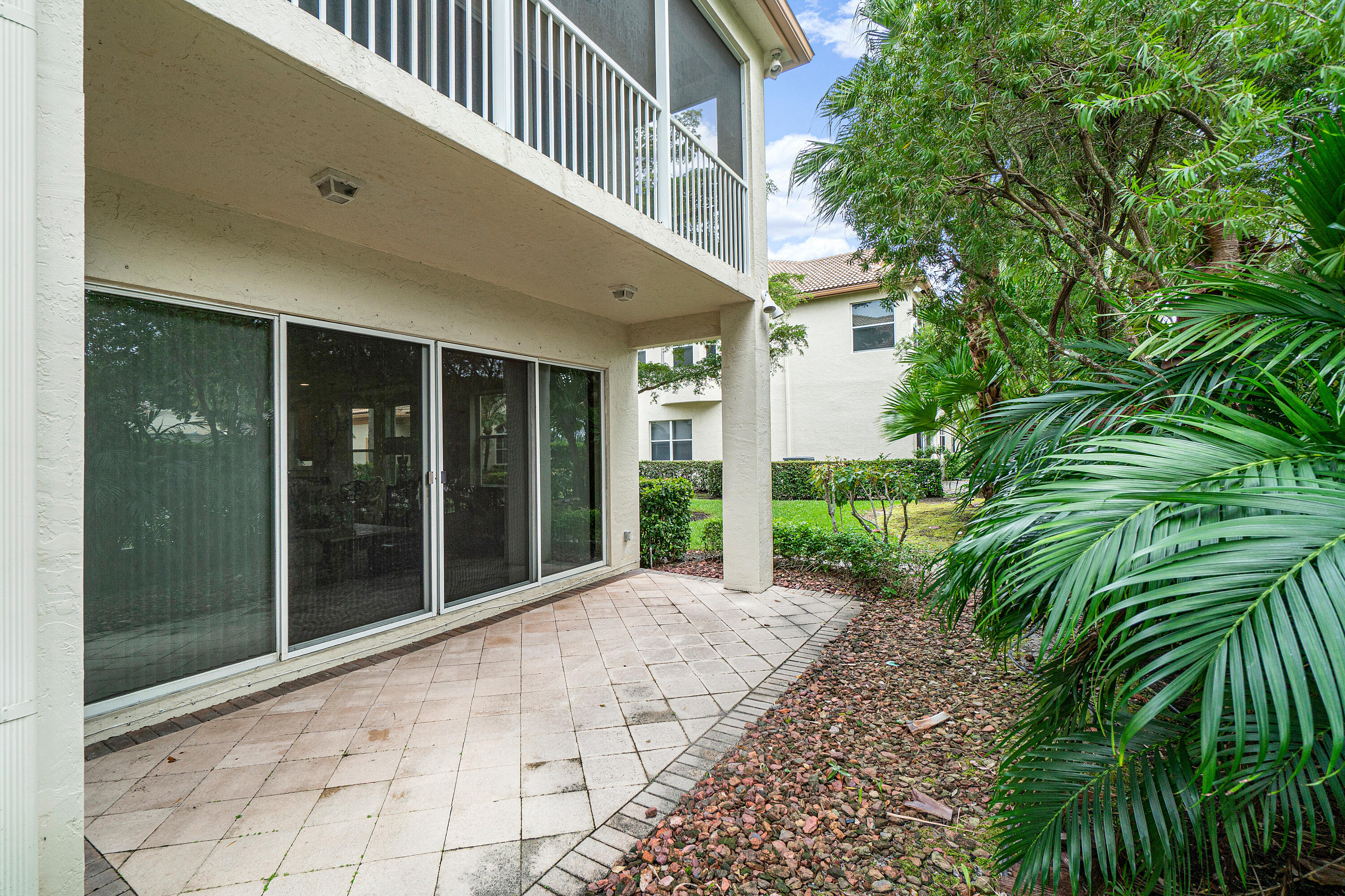 6184 Island Bend, Unit A Boca Raton, FL 33496 - Photo 24 of 31 Patio