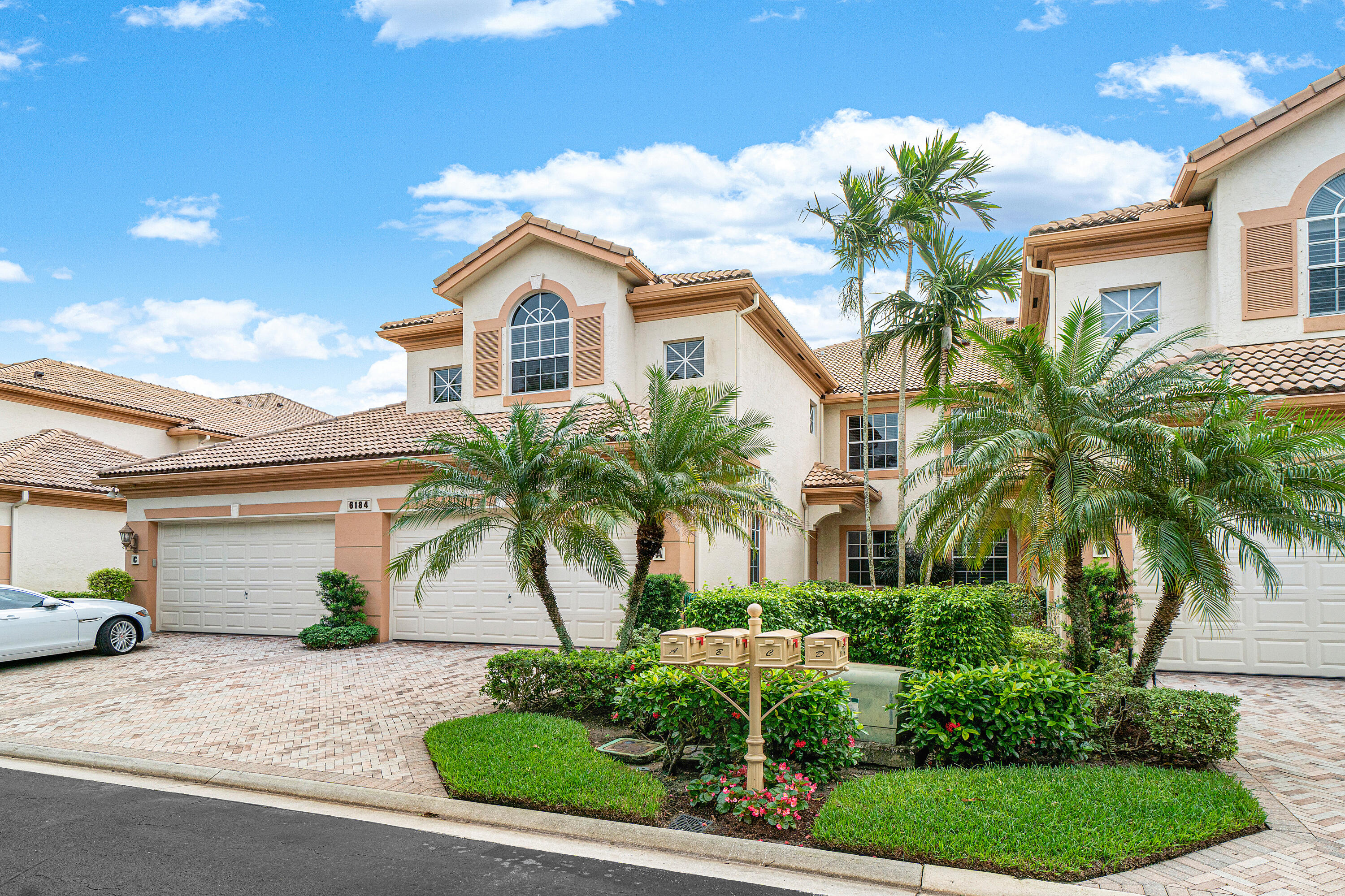 6184 Island Bend, Unit A Boca Raton, FL 33496 - Photo 3 of 31 Exterior