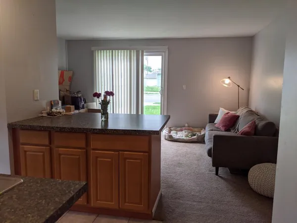 $1,000 | 5723 South 34th Avenue, Minneapolis, MN 55417