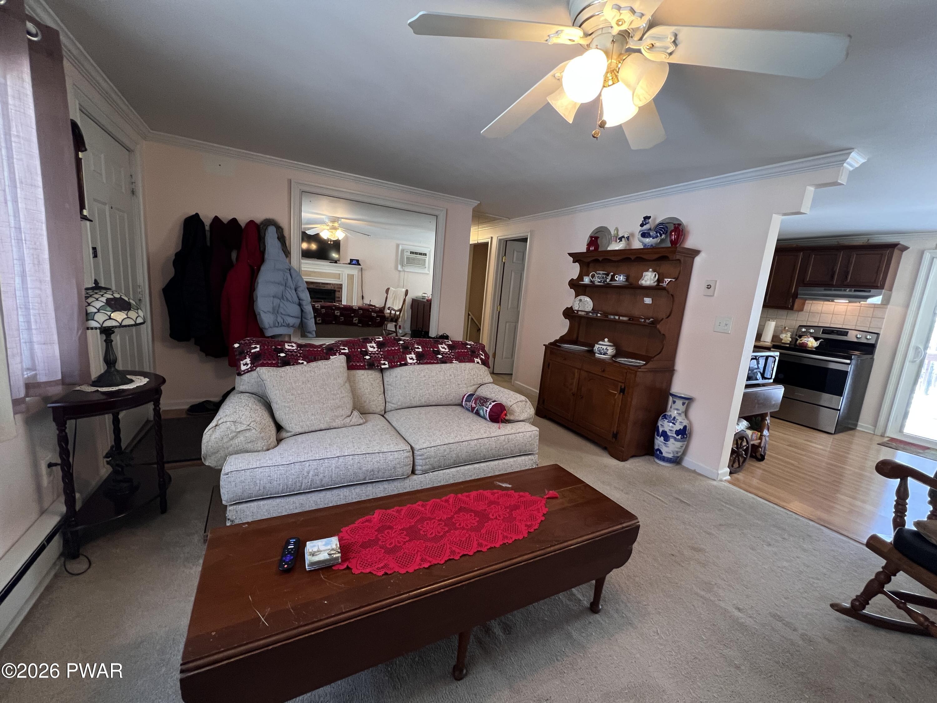 154 Roundhill Road Dingmans Ferry, PA 18328 - Photo 6 of 47
