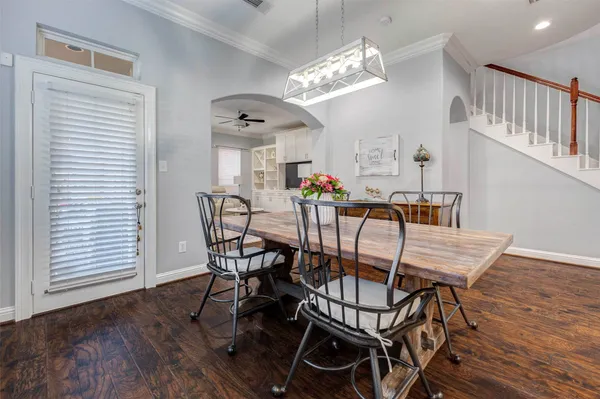 $2,800 | 28 Versante Court, Houston, TX 77070