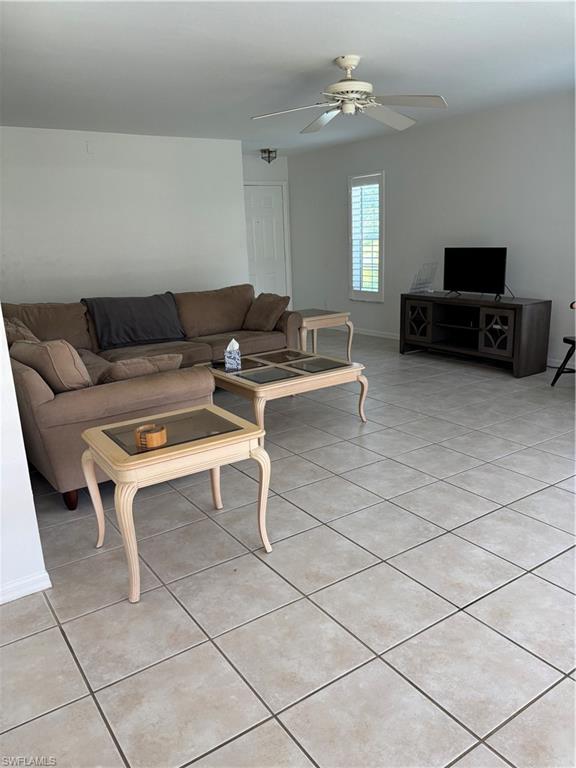 2103 Tama Circle, Unit 101 Naples, FL 34112 - Photo 9 of 37