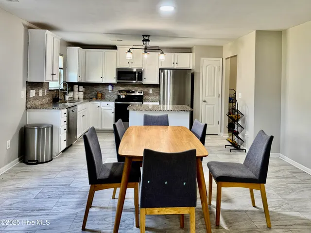 $350,000 | 812 Collington Drive, Mebane, NC 27302