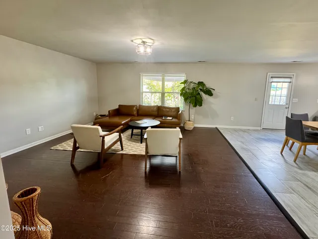 $350,000 | 812 Collington Drive, Mebane, NC 27302