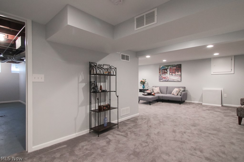 5190 Longton Road Lyndhurst, OH 44124 - Photo 24 of 35 Gallery Image 24