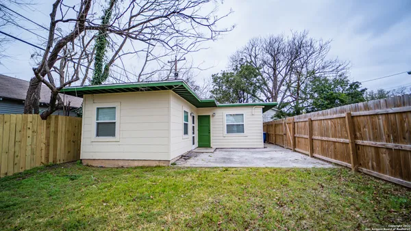 $1,295 | 130 East Norwood Court, Unit 3, San Antonio, TX 78212