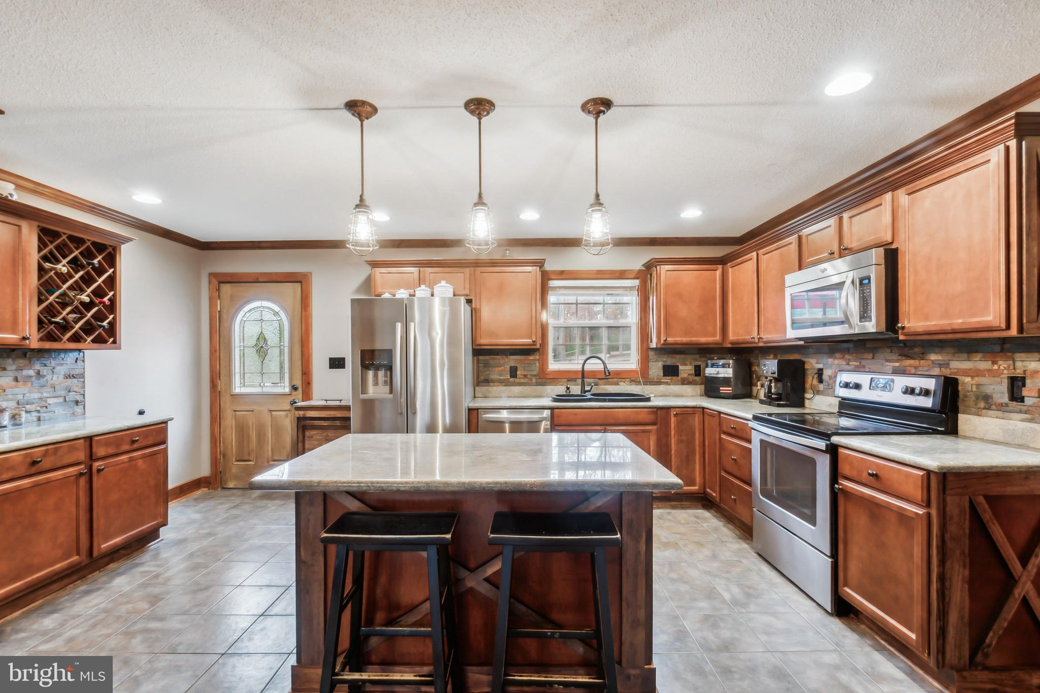 440 Cattail Road Winchester, VA 22603 - Photo 8 of 35 Gallery Image 8
