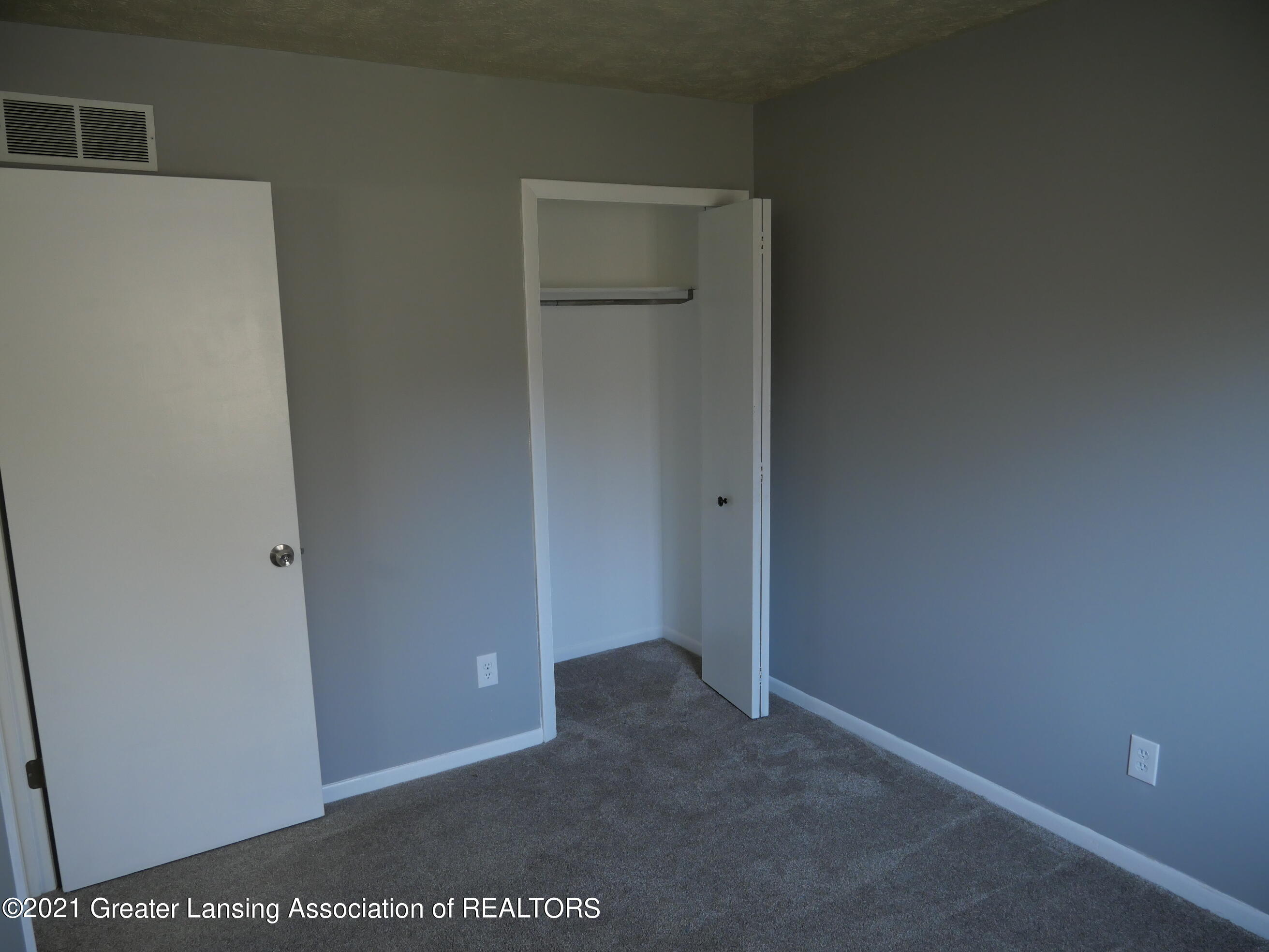 12526 South Beardslee Road Perry, MI 48872 - Photo 18 of 41 P1000527