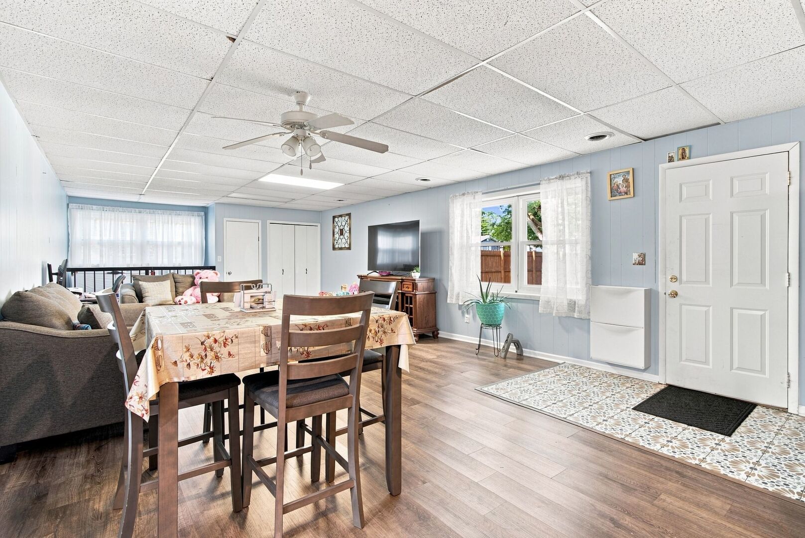 913 Church Road Aurora, IL 60505 - Photo 8 of 31 a view of a dining room with furniture and wooden floor