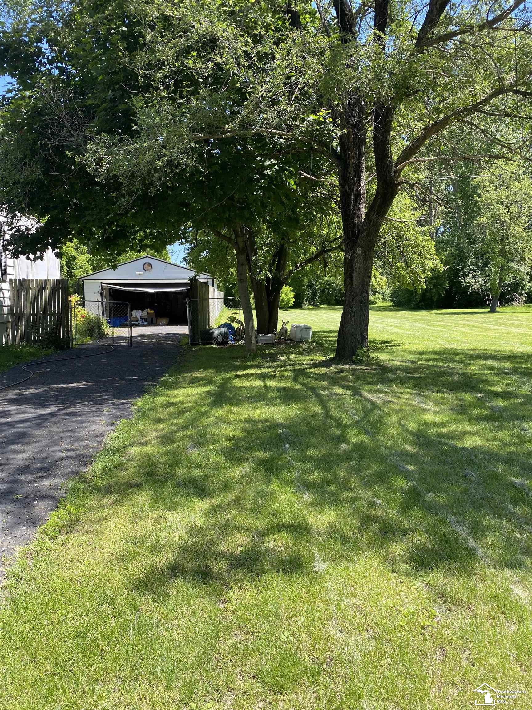 14295 Reeck Road Southgate, MI 48195 - Photo 2 of 7