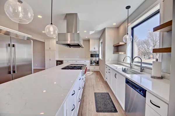 $650,000 | 1595 Spinaker Drive, Woodbury, MN 55125