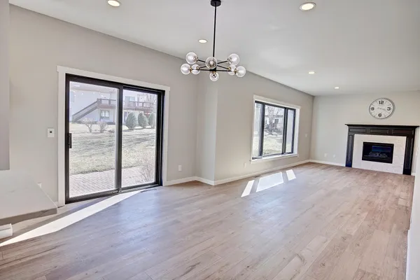 $650,000 | 1595 Spinaker Drive, Woodbury, MN 55125