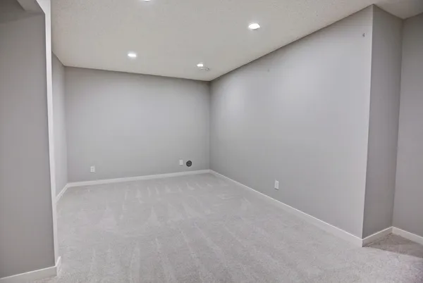 $650,000 | 1595 Spinaker Drive, Woodbury, MN 55125