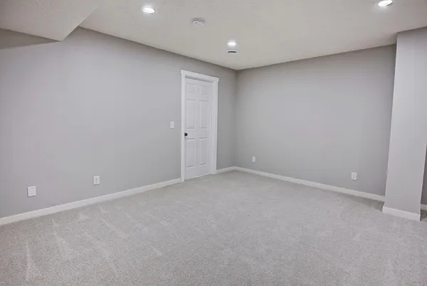 $650,000 | 1595 Spinaker Drive, Woodbury, MN 55125