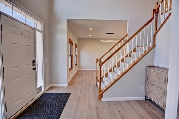 $650,000 | 1595 Spinaker Drive, Woodbury, MN 55125