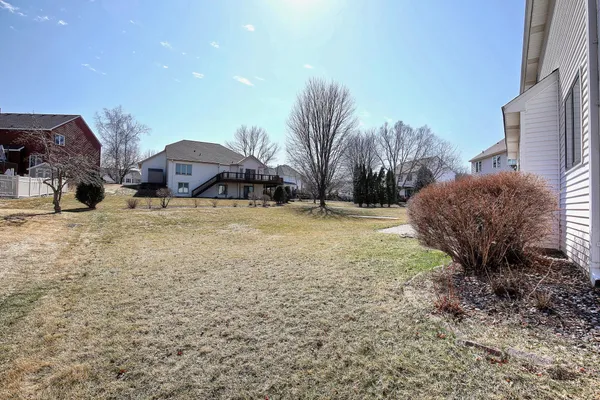 $650,000 | 1595 Spinaker Drive, Woodbury, MN 55125