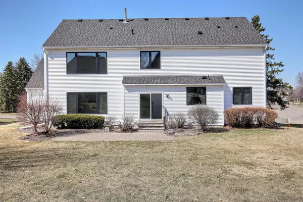 $650,000 | 1595 Spinaker Drive, Woodbury, MN 55125
