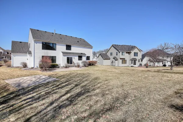 $650,000 | 1595 Spinaker Drive, Woodbury, MN 55125