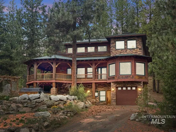 $1,700,000 | 4 Chino Spur, Cascade, ID 83611