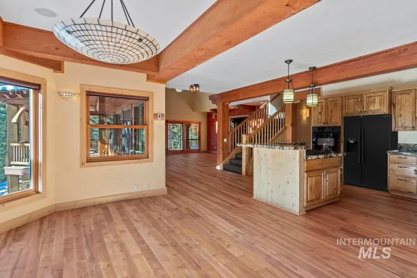 $1,700,000 | 4 Chino Spur, Cascade, ID 83611