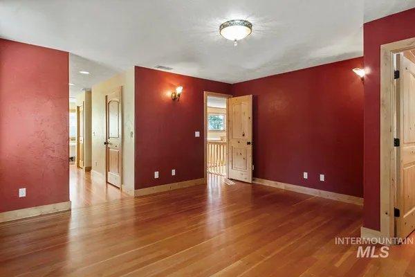 $1,700,000 | 4 Chino Spur, Cascade, ID 83611