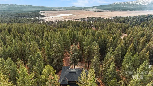 $1,700,000 | 4 Chino Spur, Cascade, ID 83611