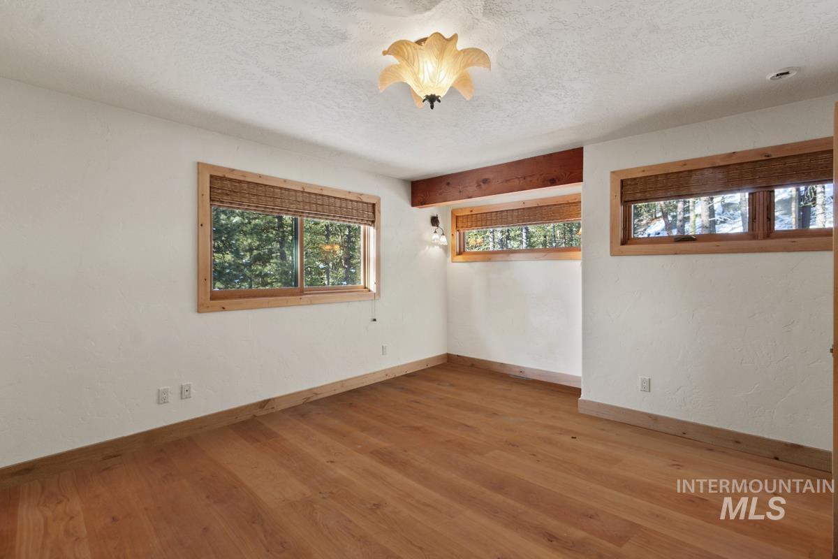 4 Chino Spur Cascade, ID 83611 - Photo 31 of 50