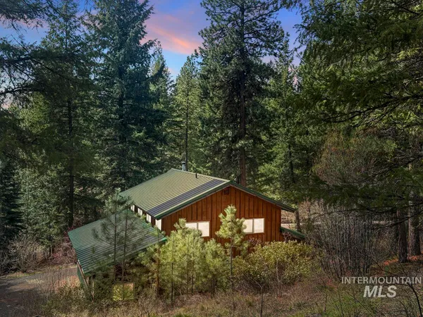 $1,700,000 | 4 Chino Spur, Cascade, ID 83611